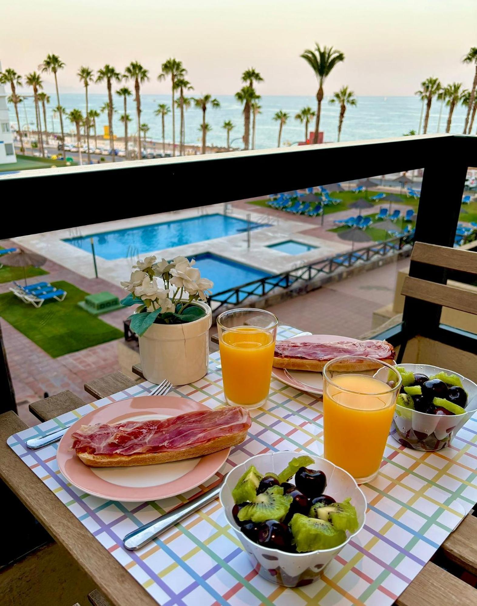 דירות בנאלמדנה Aloha Playa Vistas Al Mar מראה חיצוני תמונה